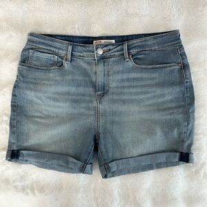 Signature by Levi Strauss Women's Light Blue Jean Shorts